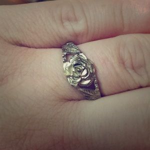 Avon Sterling Silver Rose Ring